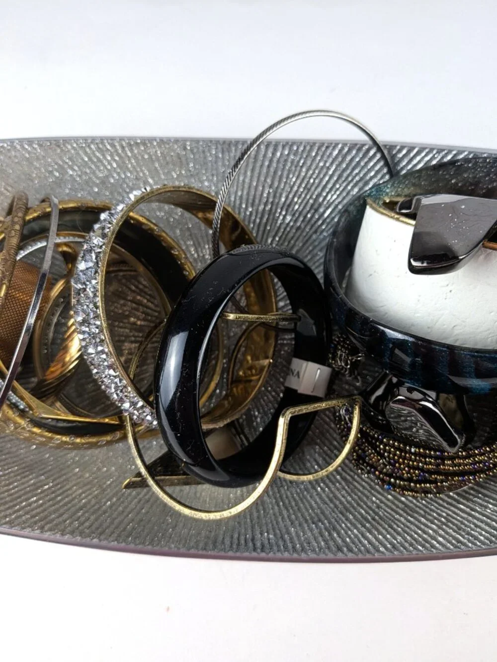1lb Junk Jewelry Lot #18 - Bracelets & Bangles